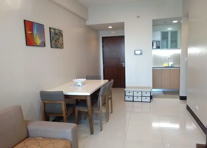 By The Beach Aparthotel Lapu-Lapu City